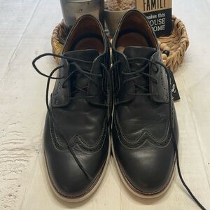 Johnston & Murphy Black Dress Shoes